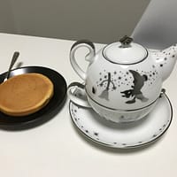 【姫路】結婚相談所 ロビンソン・パートナーズ【神戸】ブログ画像_ミッキーのパンケーキ_ミッキーのティーカップ_ティーポット